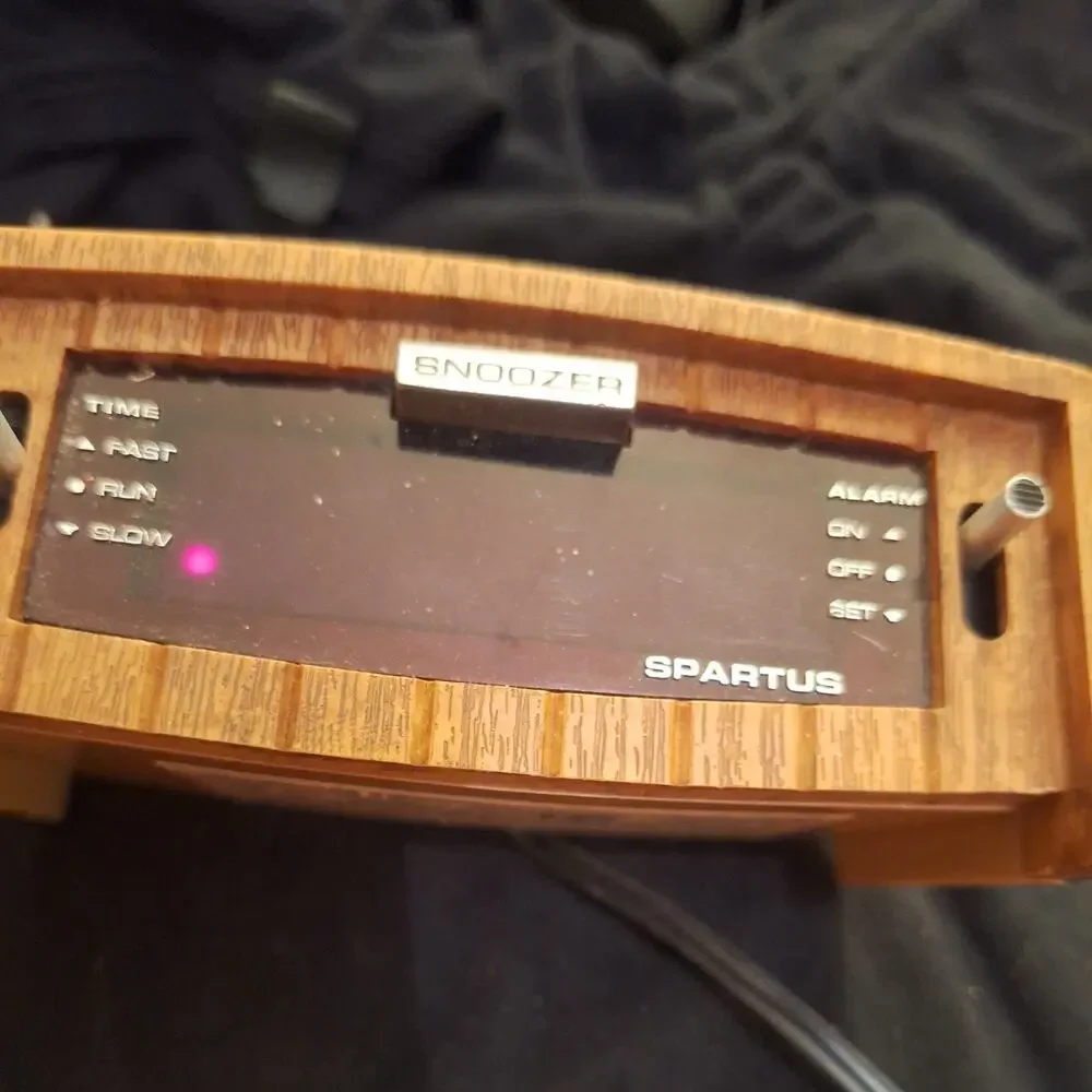 Spartus Vintage Jan 1979 Alarm Clock Model 21-3012-400 Wood Design Tested WORKS